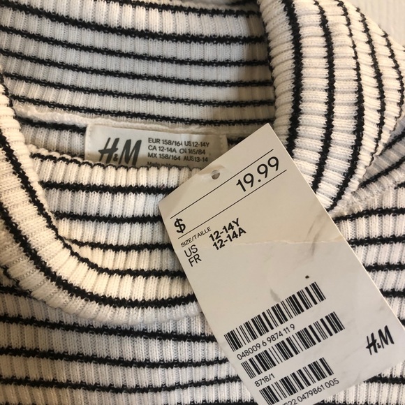 H&M striped turtle neck sweater - Picture 6 of 6